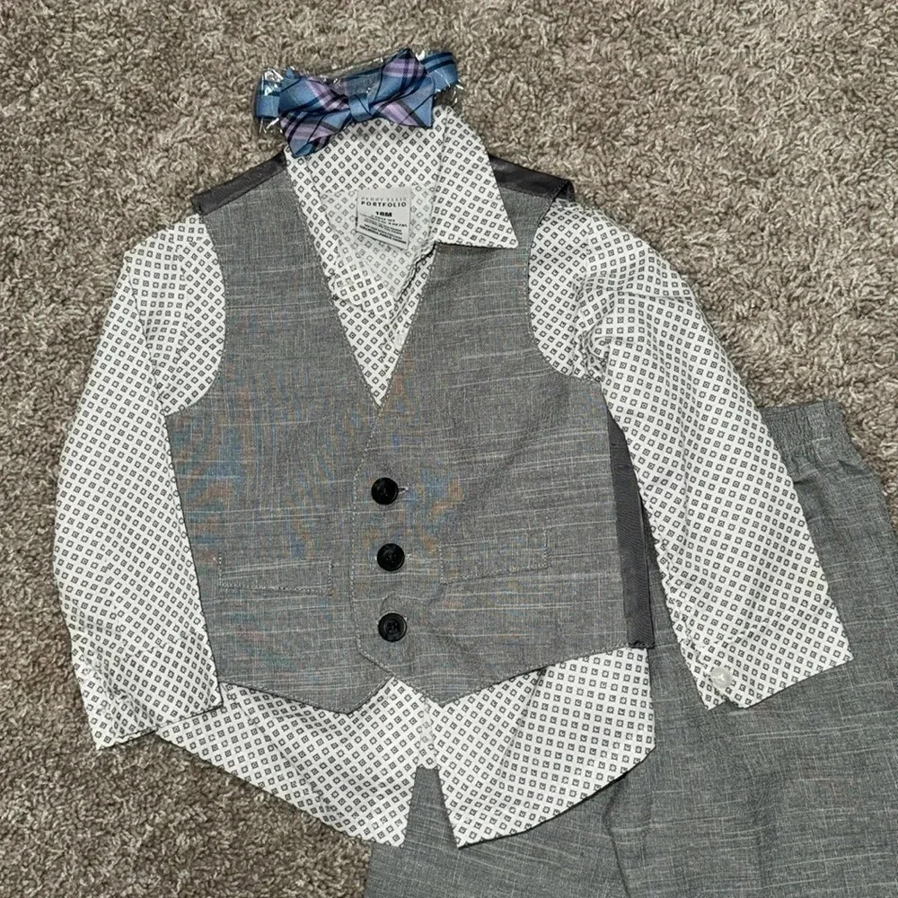 •PERRY ELLIS toddler• - Picture 2 of 3
